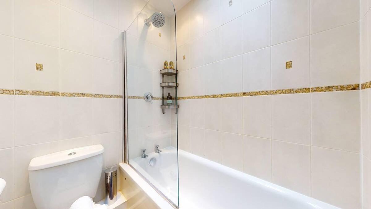 Apartment Large 2-bed In *