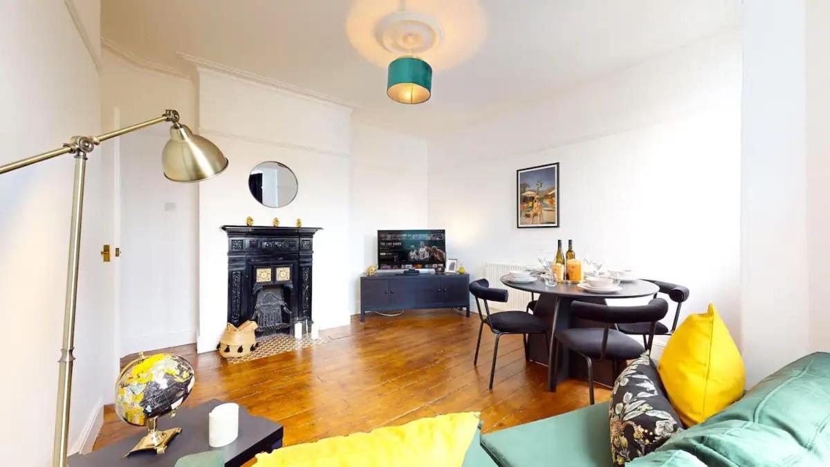 Apartment Large 2-bed In Cardiff