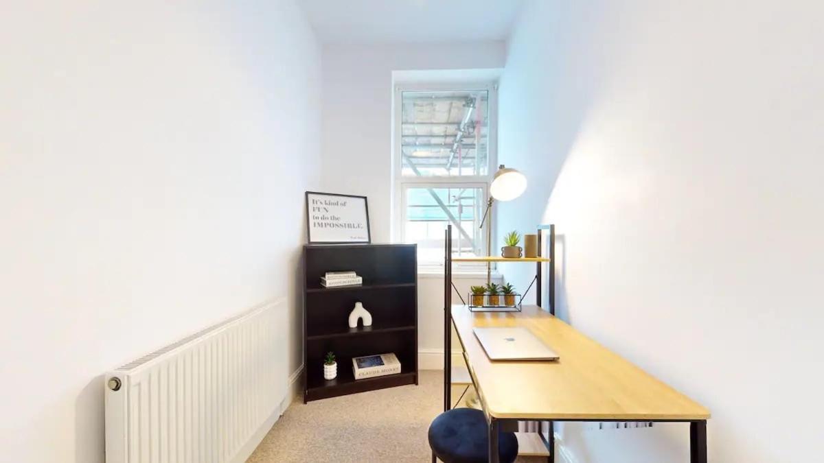Apartment Large 2-bed In *