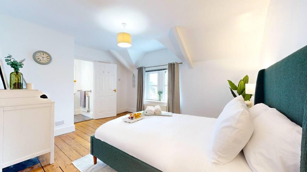 Apartment Large 2-bed In Cardiff