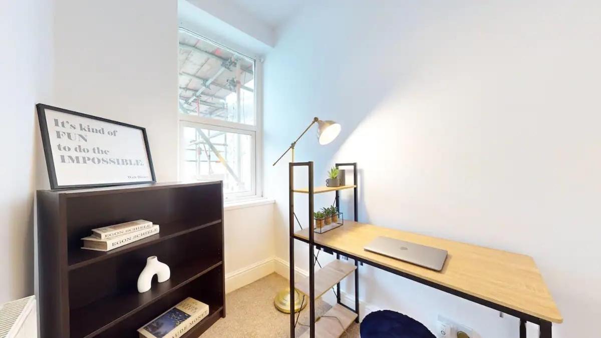 Apartment Large 2-bed In Cardiff